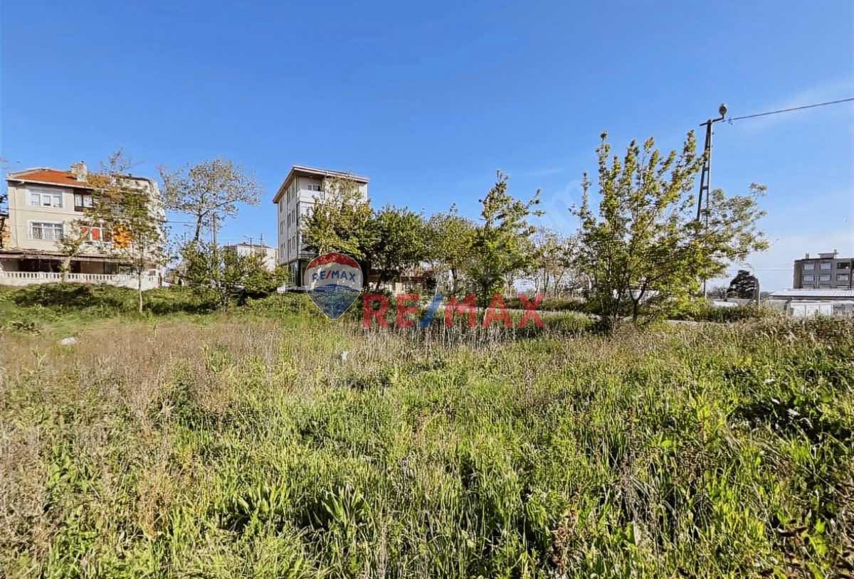 KUMBURGAZ KAMİLOBA DA E/5 E 100 METREDE MÜSTAKİL ARSA