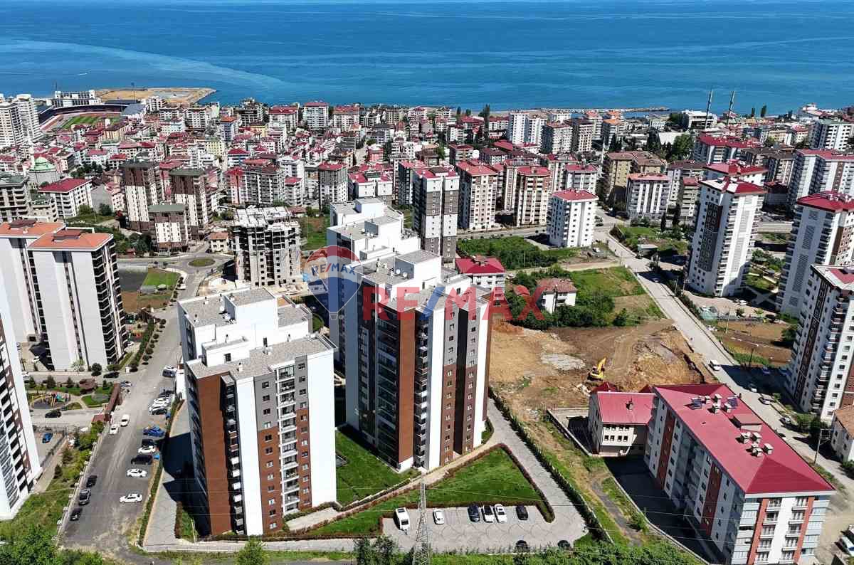 SÖĞÜTLÜ ARMADA CADDE KİRALIK 3+1 DAİRE