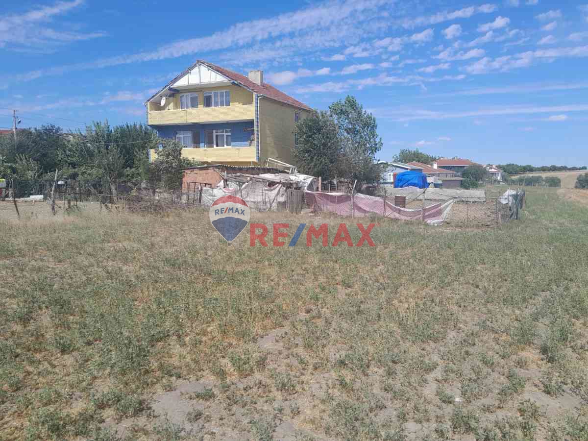 ERGENE MİSİNLİ'DE 3 KAT İMARLI SATILIK ARSA!