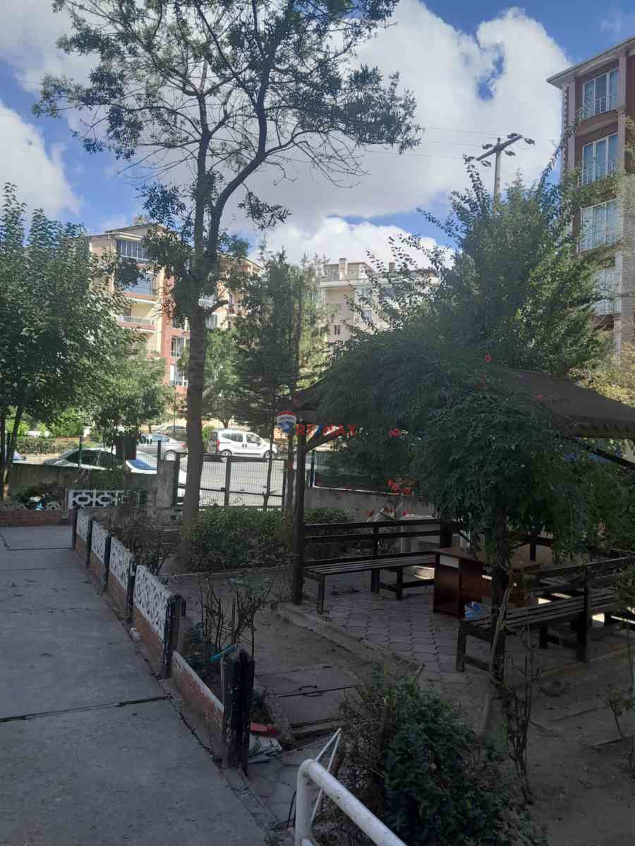 MUHITTIN MAH.DE SİTE İÇERİSİNDE 3+1 SATILIK DAİRE