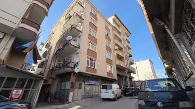 TUZLA İÇMELER SATILIK HİSSELİ 2+1 DAİRE