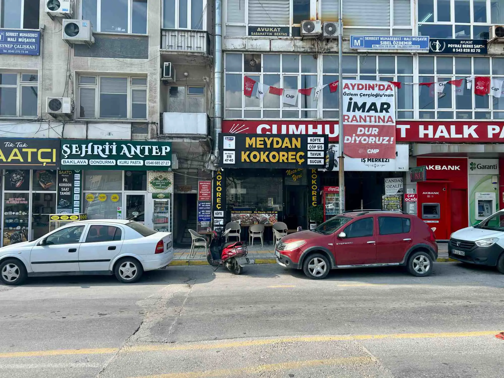 SÖKE MERKEZDE MEYDAN DA DÜKKAN 