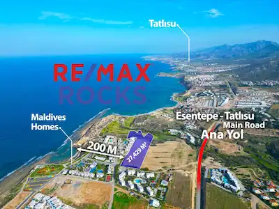 GIRNE BAHÇELI'DE VILLA VE PROJE YAPIMINA UYGUN DENIZ VE DAĞ MANZARALI 27429 MT2 ARAZI SATLIKTIR