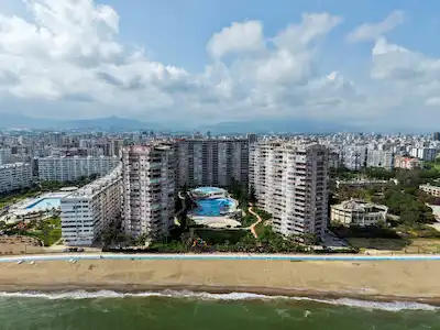 REMAX PALM'DEN LİPARİS 1 SİT.'DE MUHTEŞEM DENİZ MANZARALI 4+1