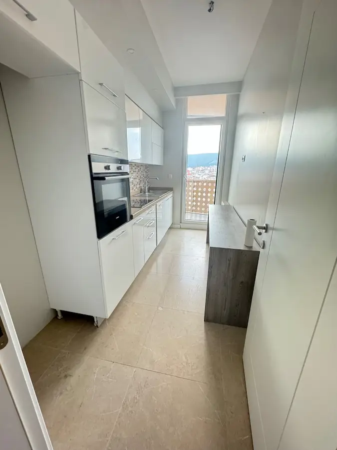 YASEMİN KURT’DAN SELÇUKLU 2+1 SATILIK BOŞ DAİRE