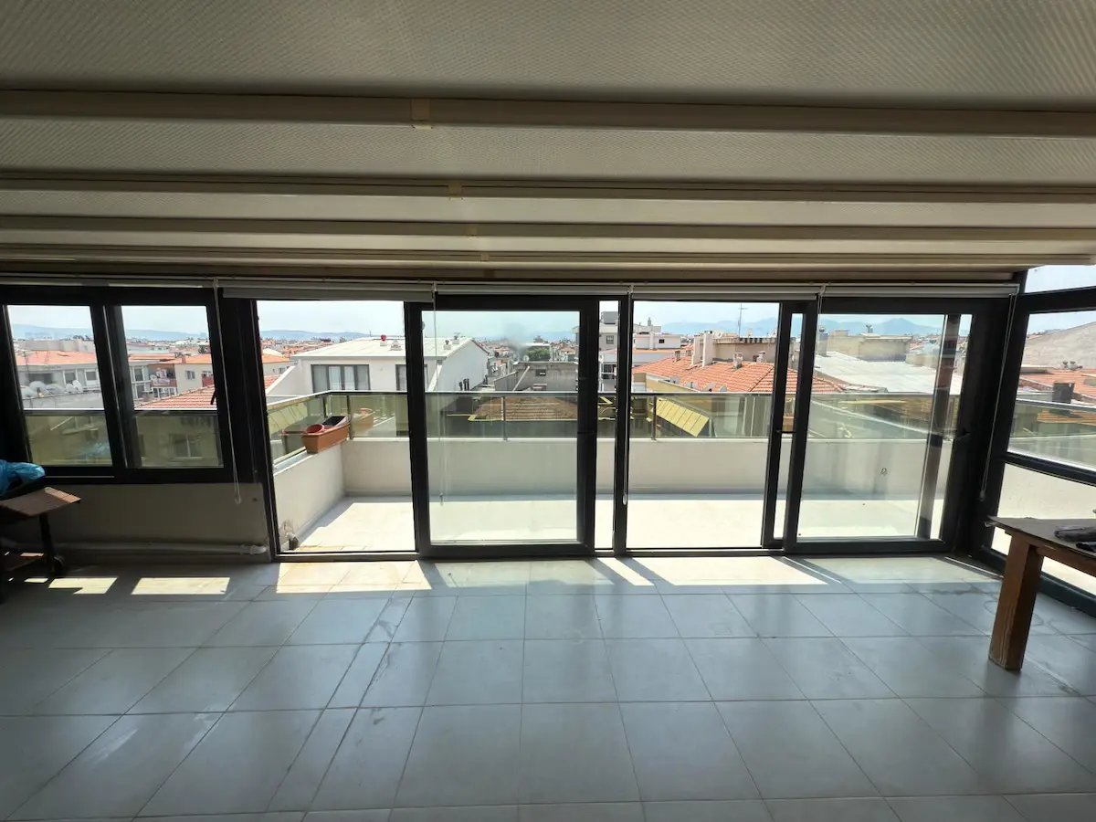 KARŞIYAKA BAHÇELİEVLER’DE 3+1 ÇATI DUBLEKS | GENİŞ TERASLI | KREDİYE UYGUN SATILIK DAİRE