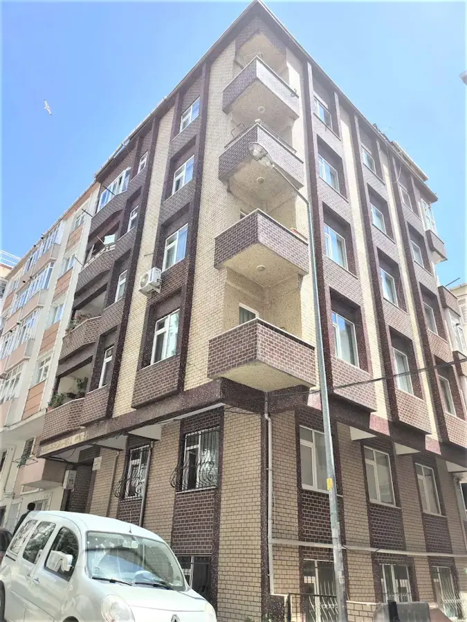 BAHÇELİEVLER SOĞANLI 3+1 & 150 M2 SATILIK DAİRE