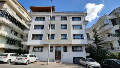 KIRKKONAKLAR’DA YATIRIMLIK 3+1 BAHÇE KATI FIRSAT DAİRE