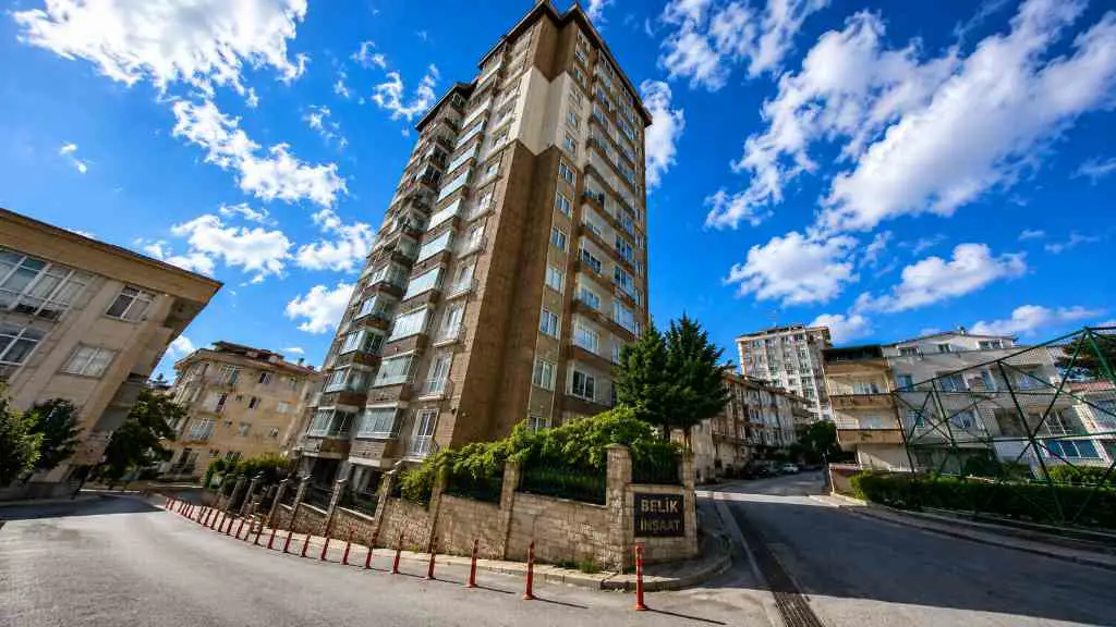 ÇAMLIK SENA PARK'TA, GENİŞ 3+1,ÇİFT BALKONLU,OTOPARKLI, GÜVENLİKLİ