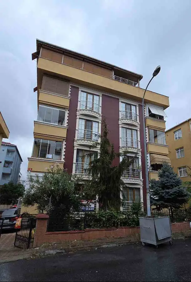 ATAŞEHİR İNÖNÜ'DE 130 M² NET | 2+2 | 2 BANYO | OTOPARKLI | GENİŞ DUBLEKS