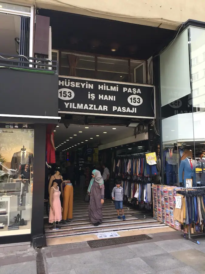 ŞİŞLİ HALASKARGAZİ CADDESİ ÜSTÜNDE DÜKKAN