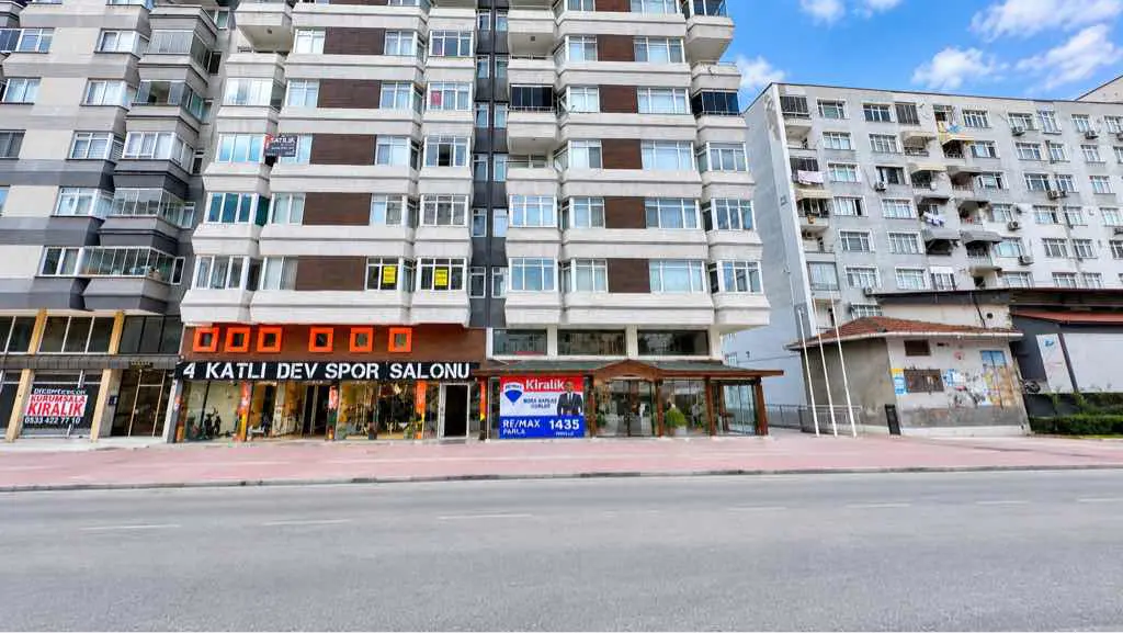 Property image 8