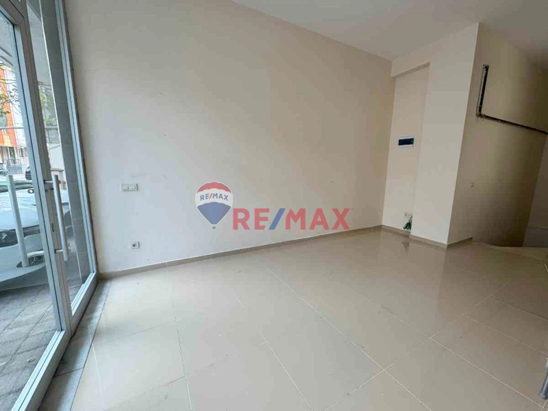 SANCAKTEPE METROYA YÜRÜME MESAFESİ SEVENLER CADDESİNE 1. SOKAK DEPOLU KİRALIK DÜKKAN