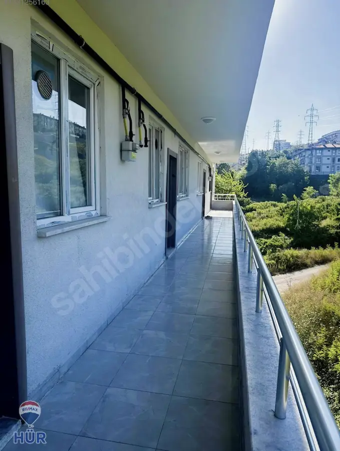 REMAX SERDIVAN KEMALPASA'DA GENIS 2+1
TAMAMLAT-KIRALA FIRSATI!