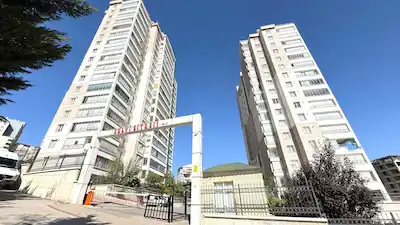 SELVİ SİTESİ’NDE 4+1 | 150 M² NET | 7. KAT | GÜNEY-BATI CEPHELİ KİRALIK DAİRE