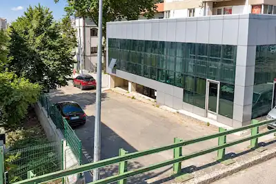 BURSA OSMANGAZİ ELMASBAHÇELER’DE SATILIK ZEMİN + BODRUM TİCARİ ALAN