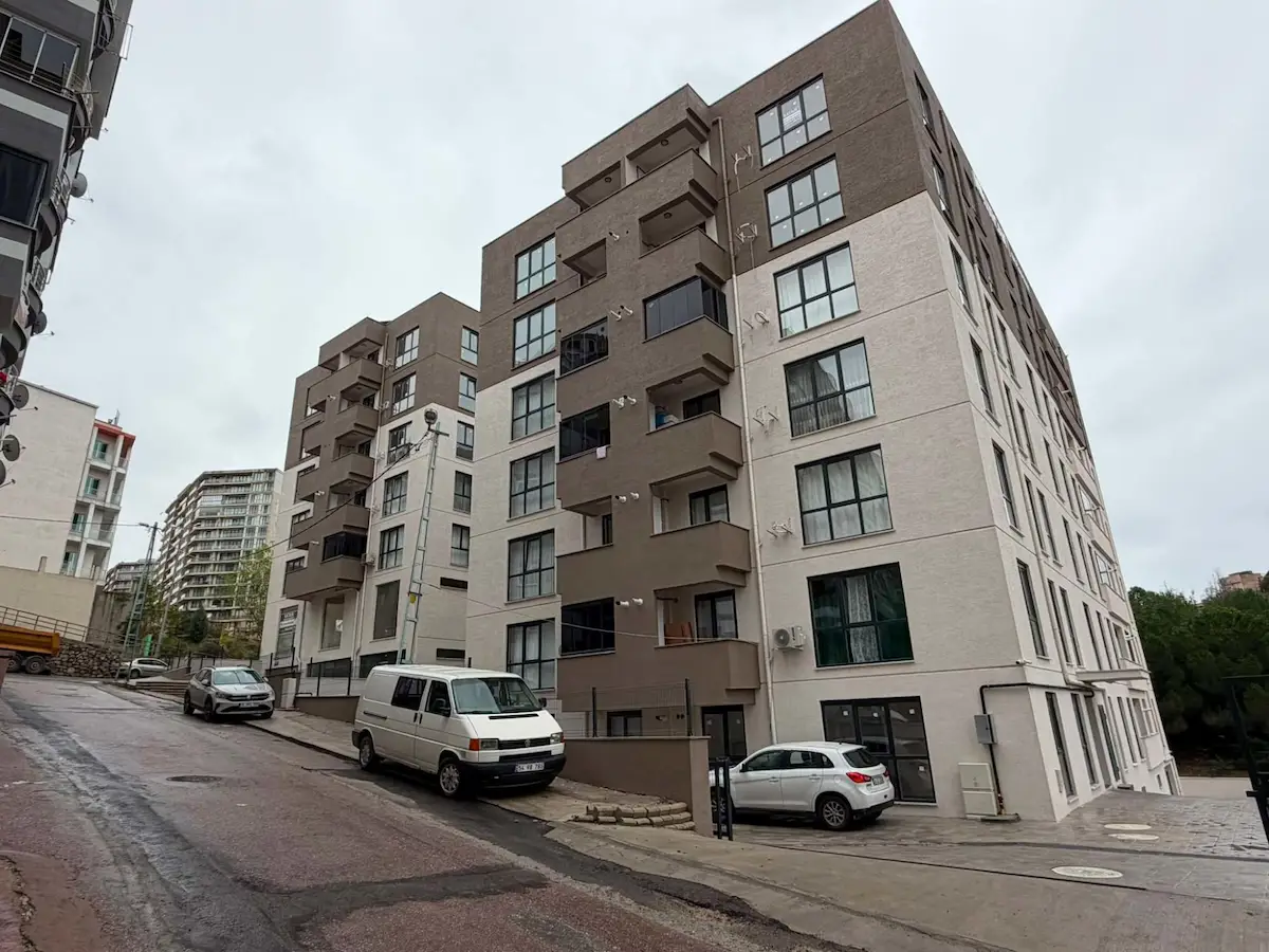 TUZLA AYDINTEPE YENİ BİNA 2+1 KİRALIK DAİRE