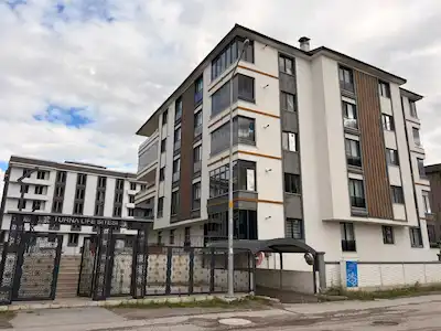 REMAX ARTIS'DEN DADAŞKENT'DE EŞYALI KIRALIK 2+1 DAIRE
