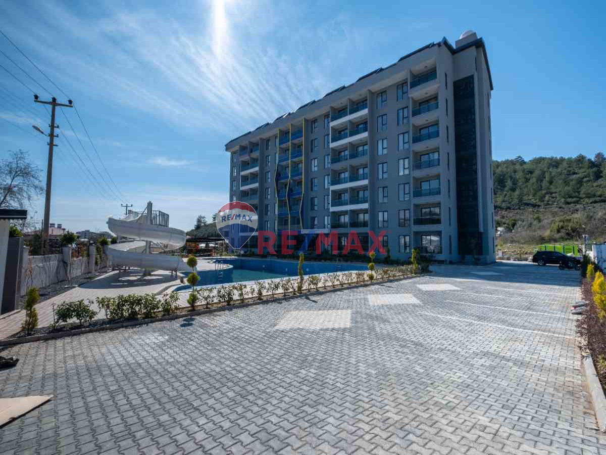 GAZIPAŞA PAZARCI'DA SATILIK ULTRA LÜX 1+1 EŞYALI FAMILY PARK