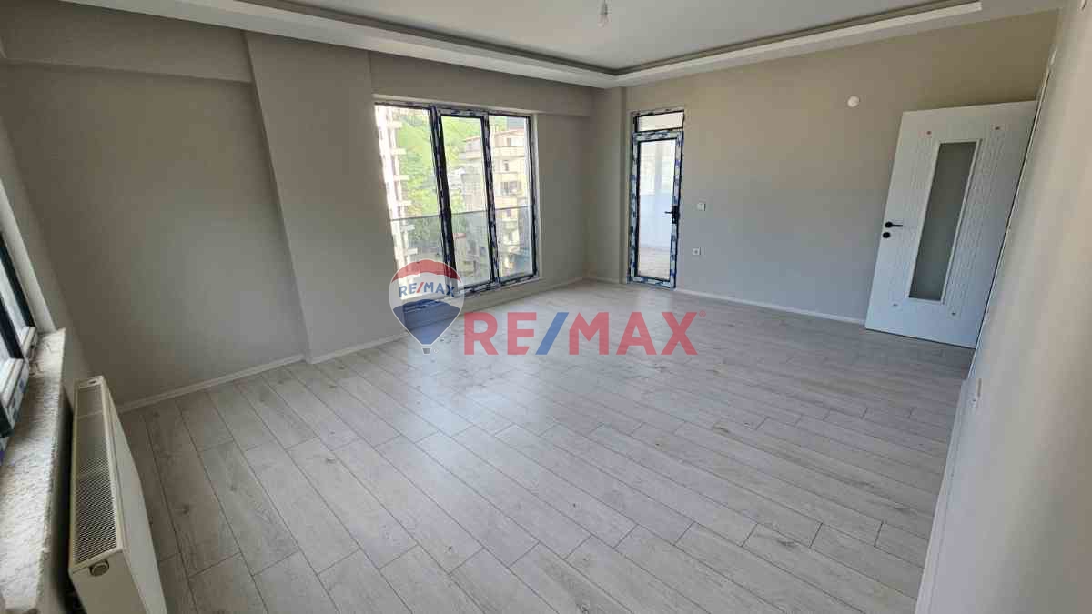 REMAX ORİON'DAN DENİZ MANZARALI SATILIK SIFIR 3+1