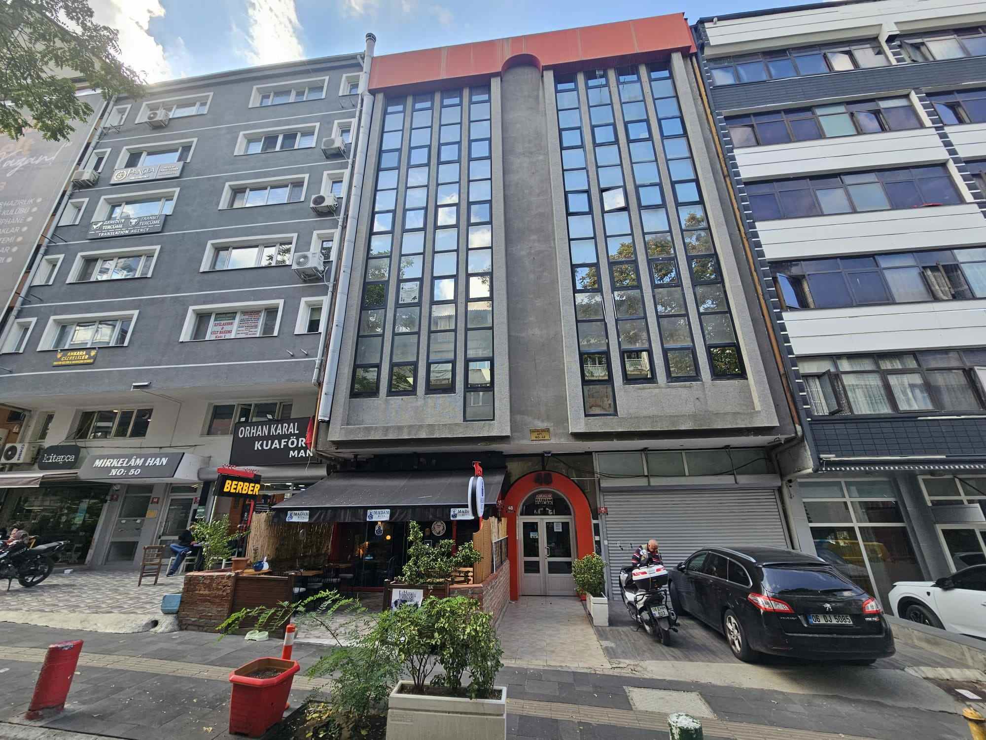 KIZILAY KOCATEPE BAYINDIR SOKAKTA YAPILI 2+1 SATILIK DAIRE