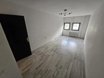 KIZILAY KOCATEPE BAYINDIR SOKAKTA YAPILI 2+1 SATILIK DAIRE