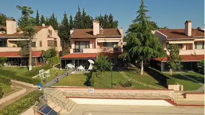 KAPTAN KÖŞKLERİ SİTESİNDE MÜSTAKİL 4 +1 VİLLA
