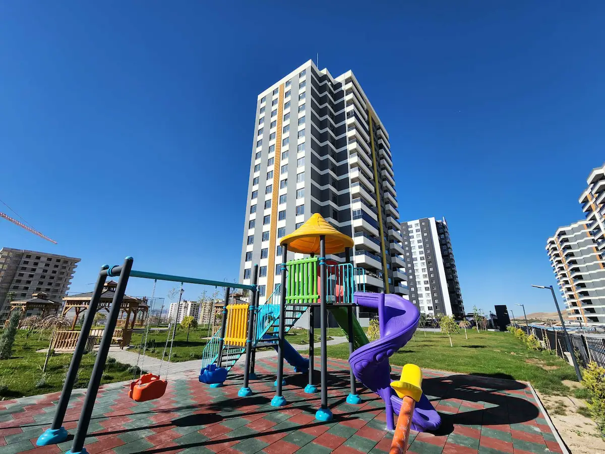 TÖREKENT MAHALLESİ NEWERA ZİRVE SATILIK 4+1 SIFIR DAİRE