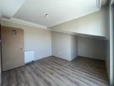 DERİNCE DE KIRALIK ÖNÜ AÇIK 1 + 1 DAİRE