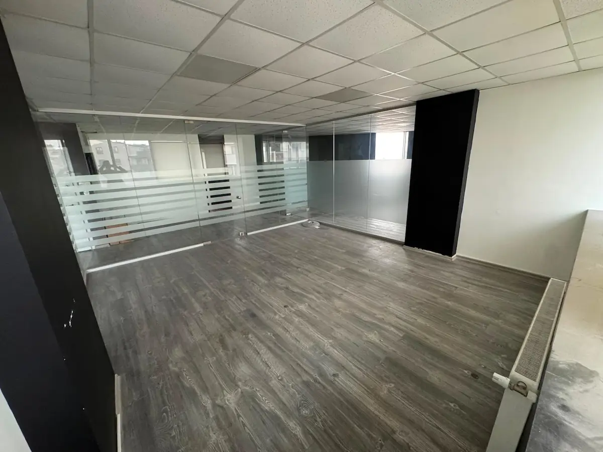 KOCAELİ GEBZE AKSE SAPAĞINDA 250M² KİRALIK OFİS 