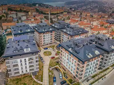 ÜSKÜDAR’DA SIFIR 3+1 | 2 BANYO | GÜNEY-BATI CEPHE | SİTE İÇİNDE | BALKONLU