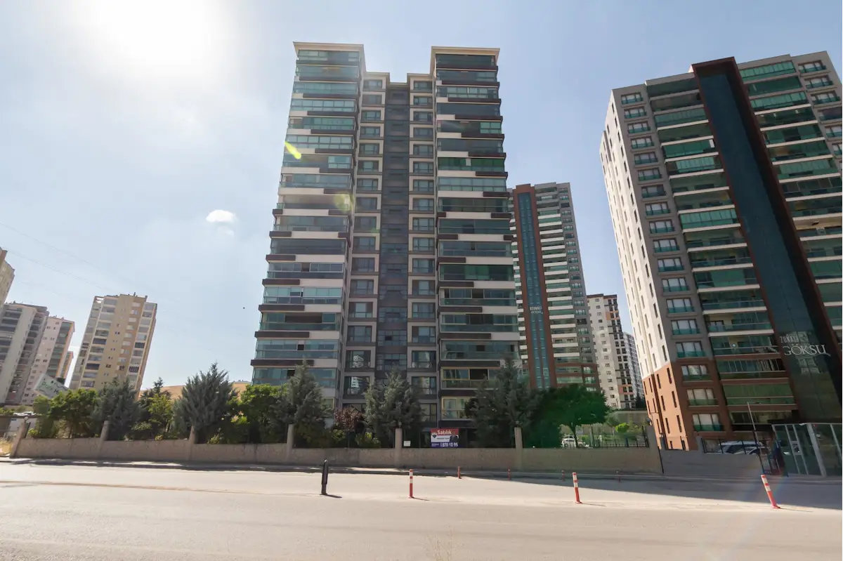 GÖL MANZARALI GÖKSU PARK MİRA SİTESİNDE 4+1 SATILIK DAIRE