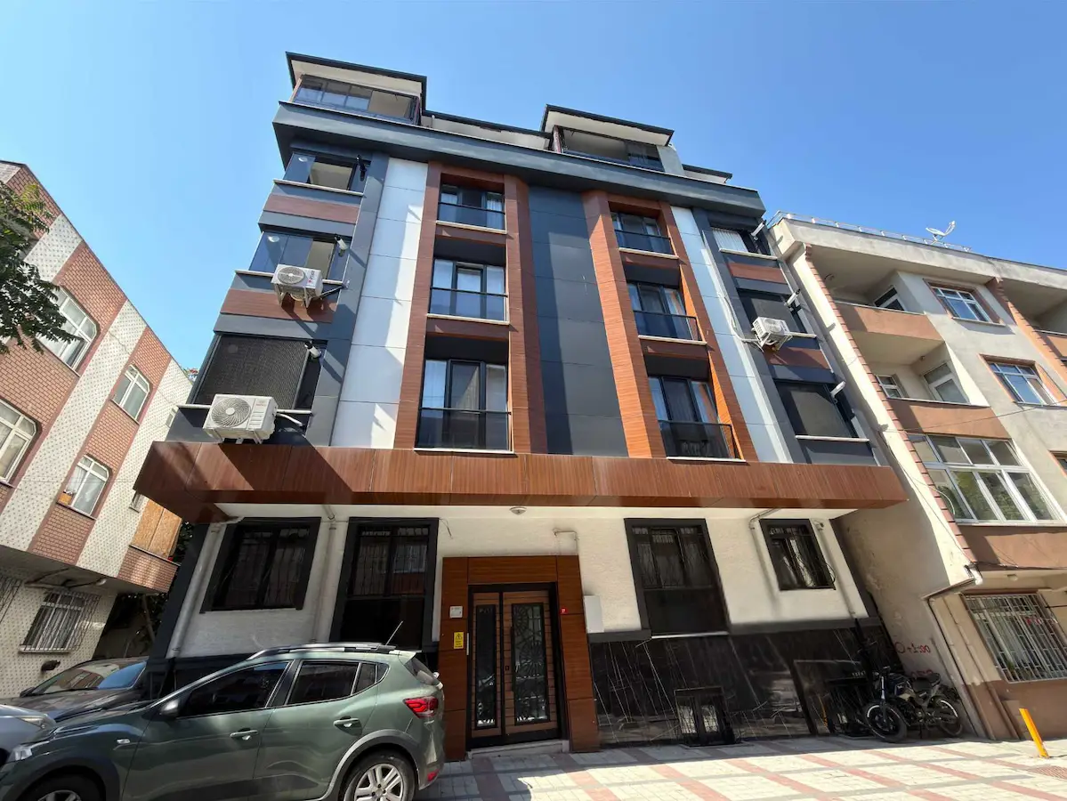 GÜNEŞLİ MEYDANA YAKIN SIFIR 2+1 KİRALIK DAİRE