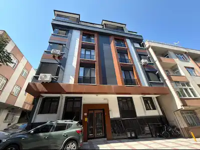 GÜNEŞLİ MEYDANA YAKIN SIFIR 2+1 KİRALIK DAİRE