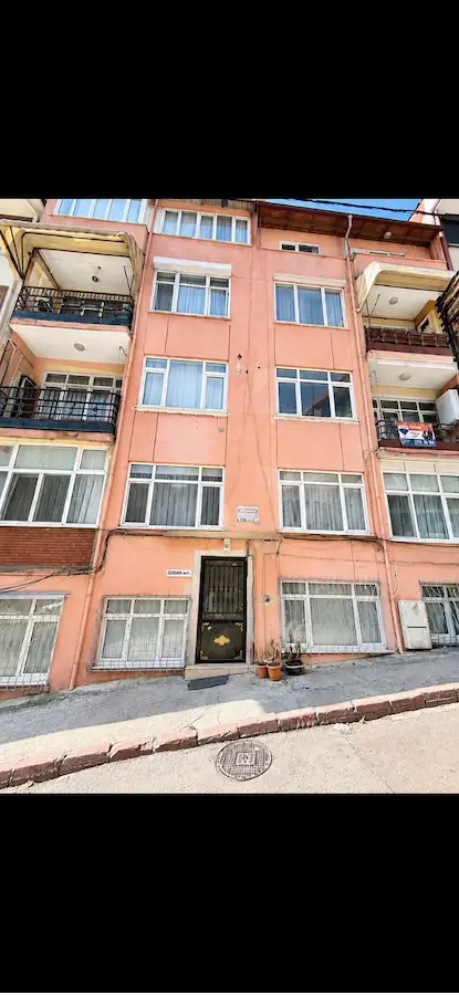 İZMİT ŞEHİR MERKEZİ HACIHIZIR' DA 2+1 ARAKAT KİRALIK DAİRE