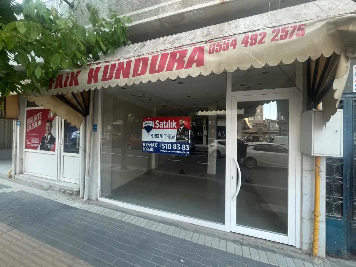 HAYRABOLU’NUN EN İŞLEK NOKTALARINDAN BİRİNDE 92 M² SATILIK DÜKKAN