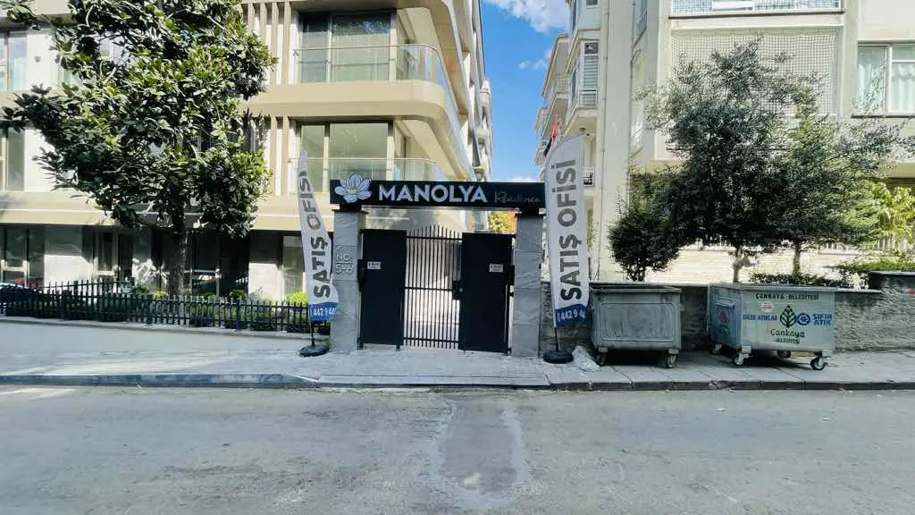 KAVAKLIDERE‘DE 1 + 1 EŞYALI KIRALIK DAIRE ￼