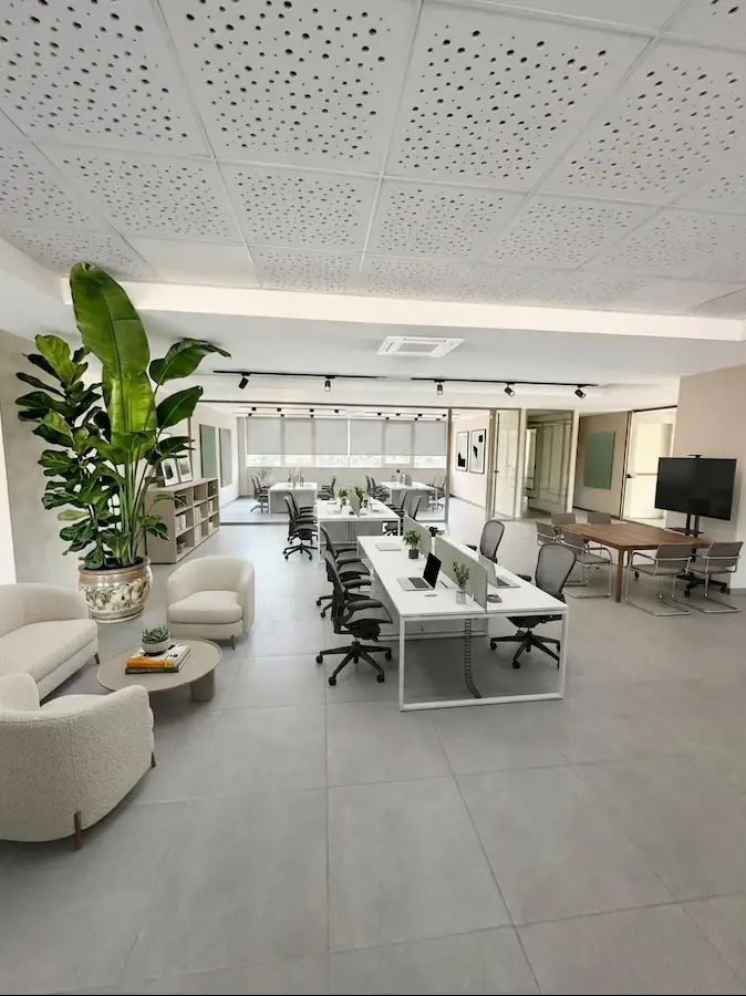 KOZYATAĞI E5 CEPHELİ KATTA TEK 650M² OFİS 24 SAAT GÜVENLİK 2