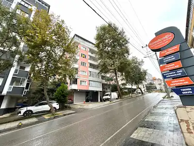 ÜNİVERSİTE MAHALLESİ'NDE 3+1 SATILIK DAİRE