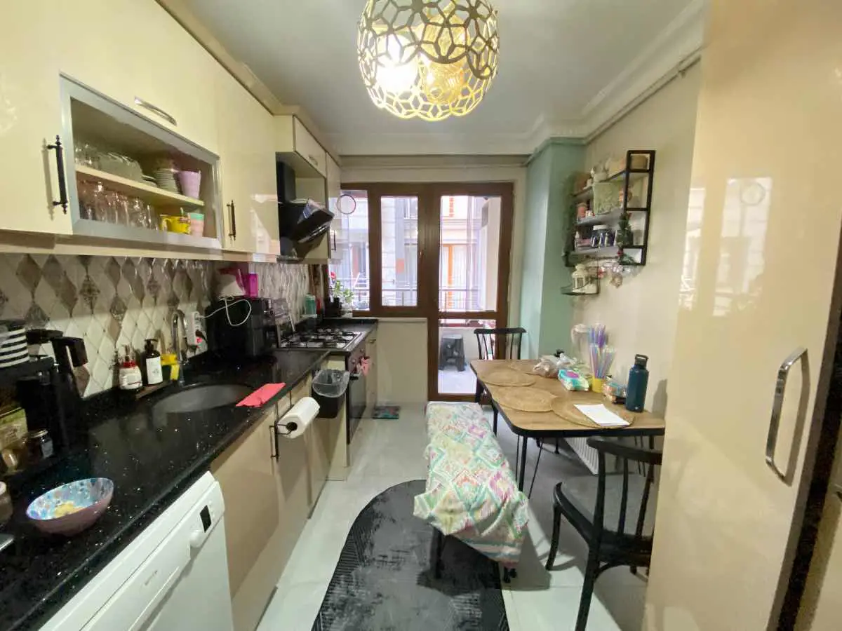PENDIK KURTKOY HAVAALANI YAKINI 3+1 SİTE İÇİ SATILIK DAİRE