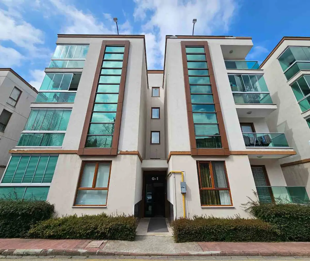 BAŞİSKELE ALİZEPARK CİTY'DE DENİZ MANZARALI KİRALIK DAİRE