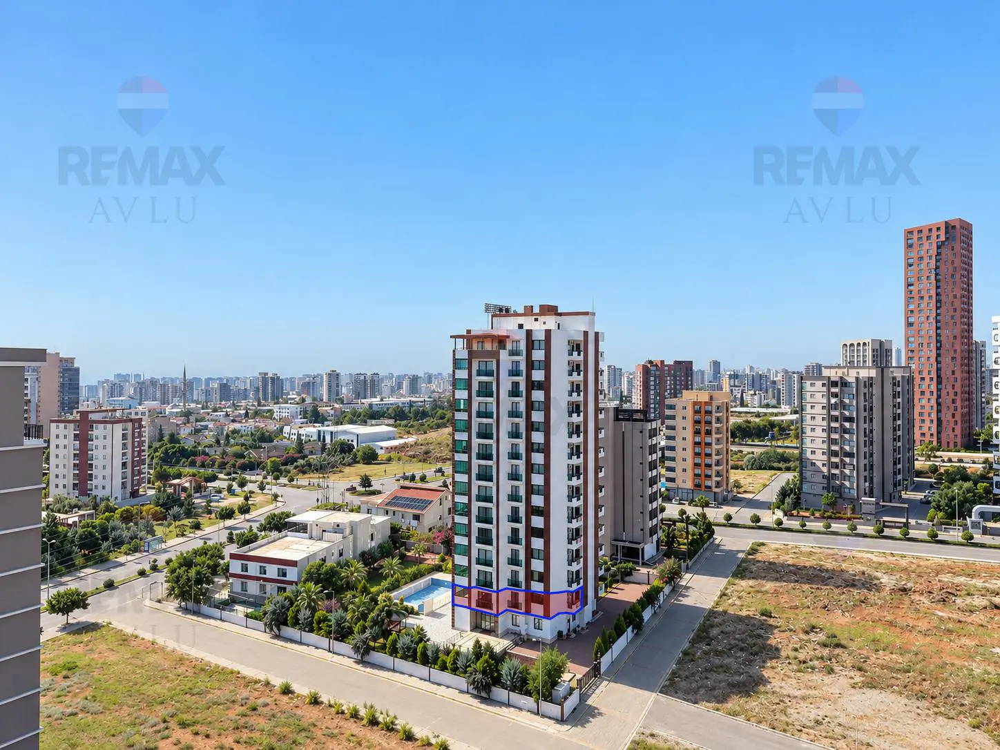 REMAX AVLU'DAN YENİŞEHİR'DE SİTE İÇİ HAVUZLU 4+1 SATILIK DAİRE