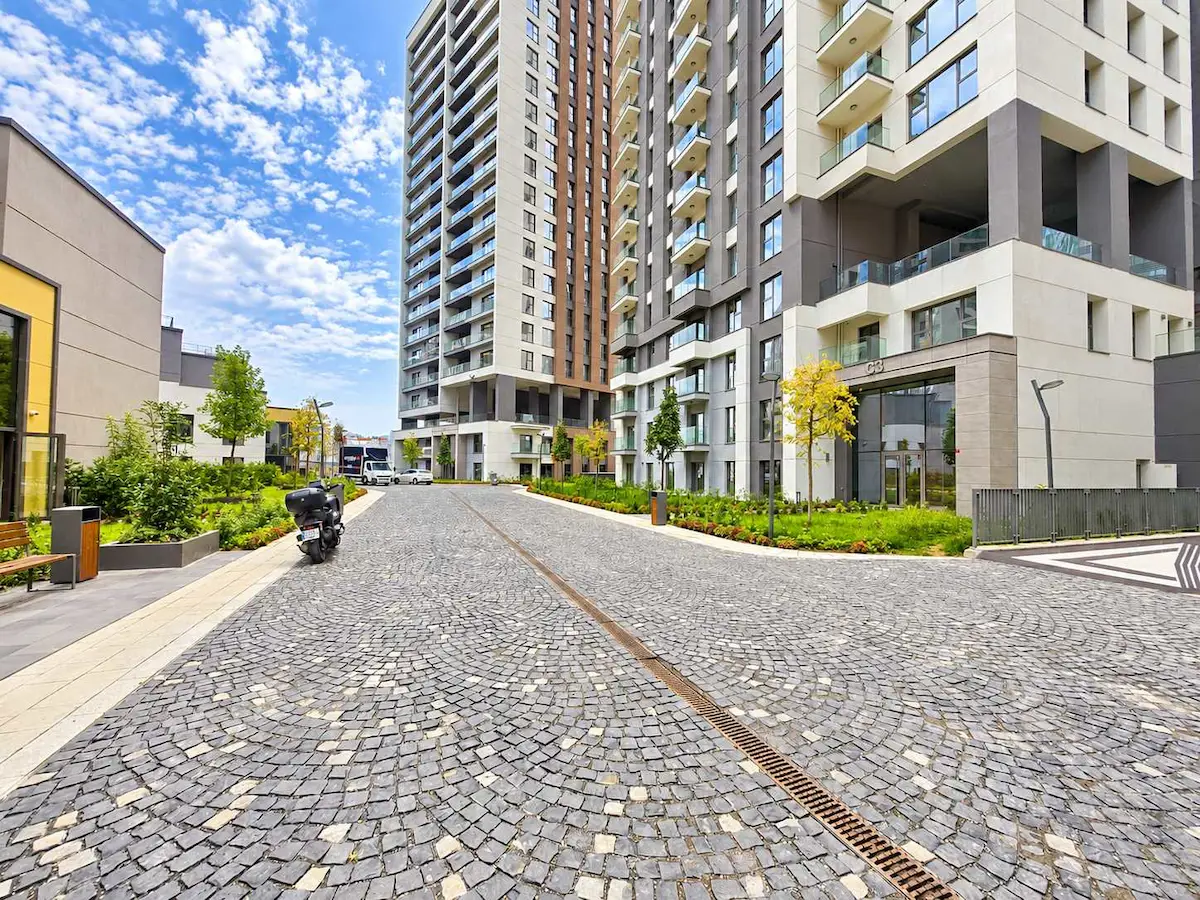 YENİ FİKİRTEPE 3.ETAP PRESTİJ CAD. CEPHELİ 4+1 135 M² NET