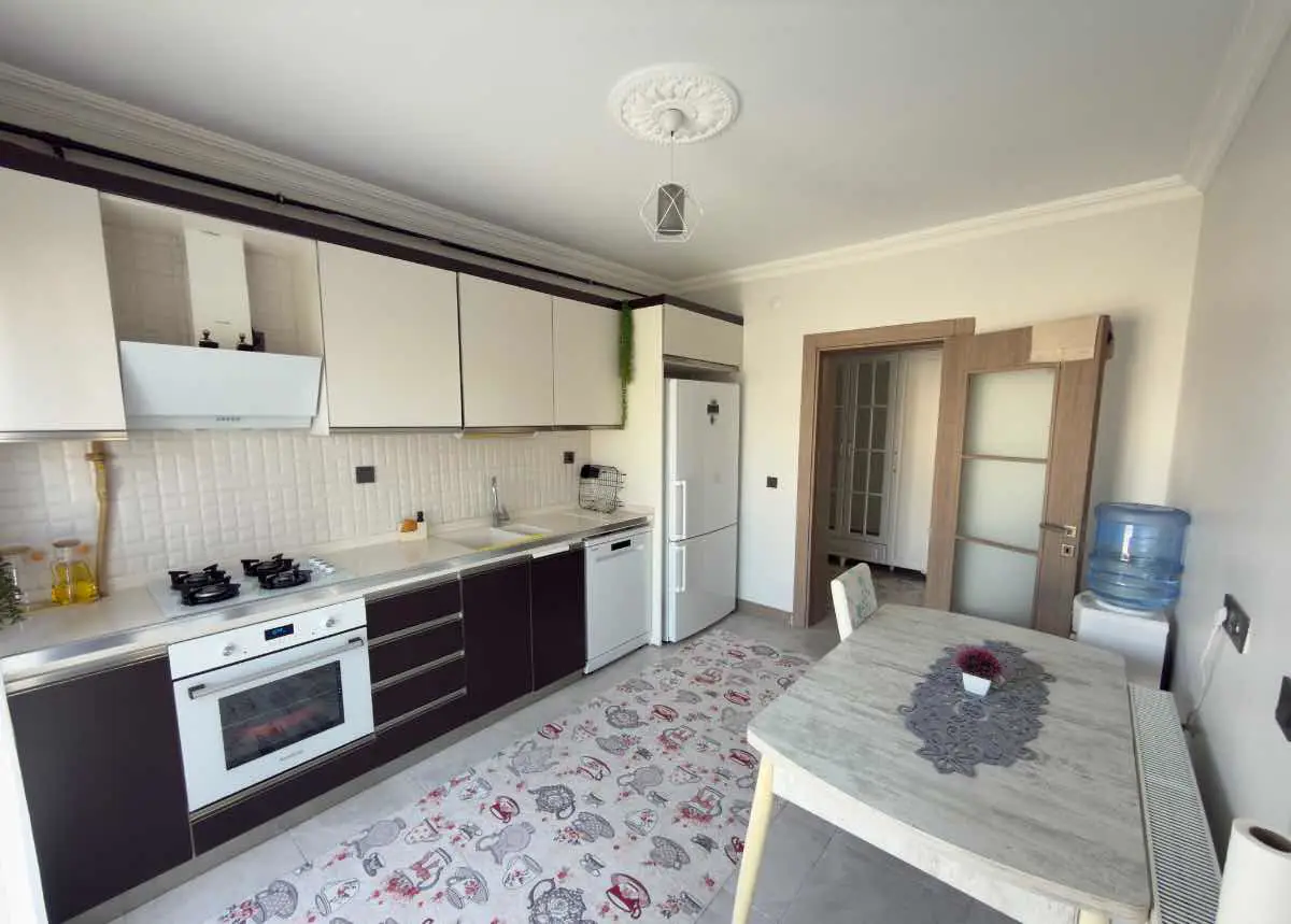 REMAX DOĞU GÜNEYKENT 112 KARŞISI 3+1 D BLOK SATILIK DAİRE