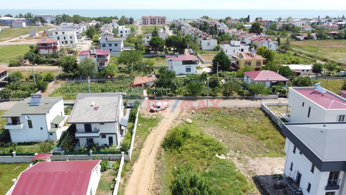 TAFLAN SINIRINDA ERENKÖYDE SAHILDE FIRSAT VILLA ARSASI