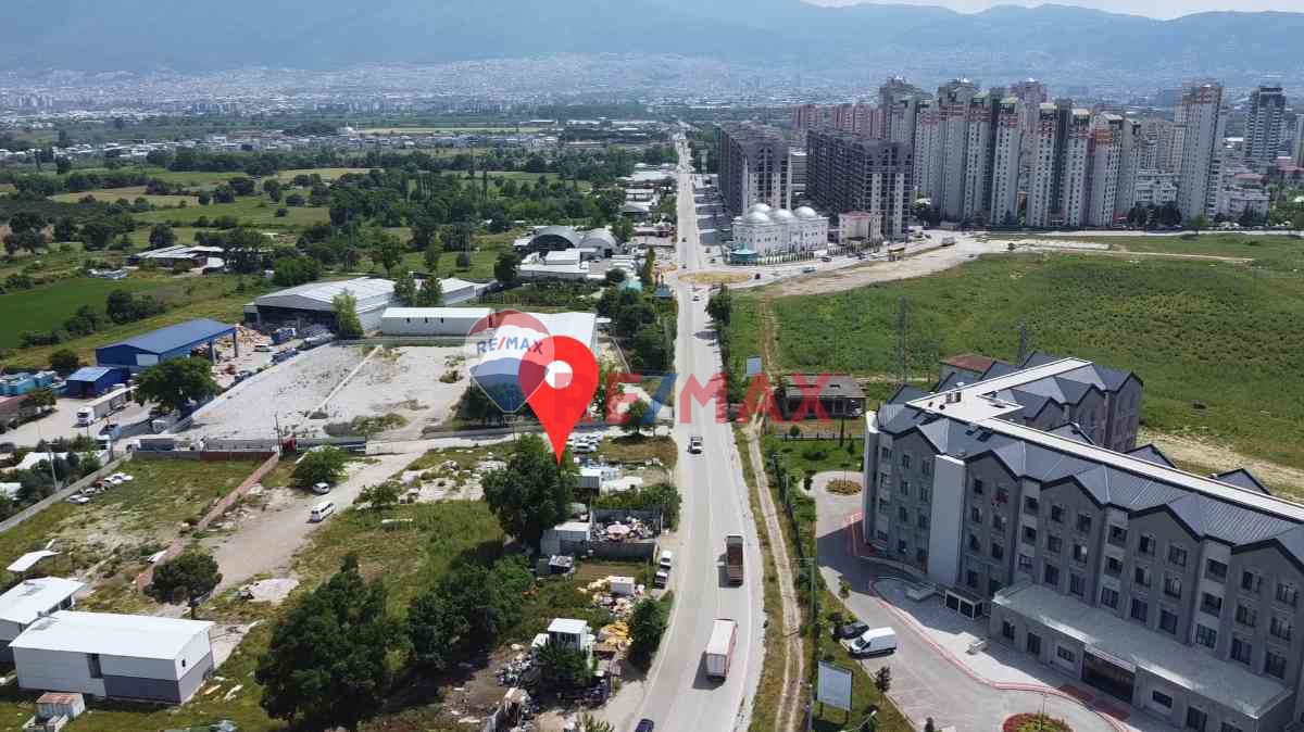 REMAX BEYAZ DEMİRTAŞ CUMHURİYET YOLA YAKIN 353 M2 TEK TAPU TARLA