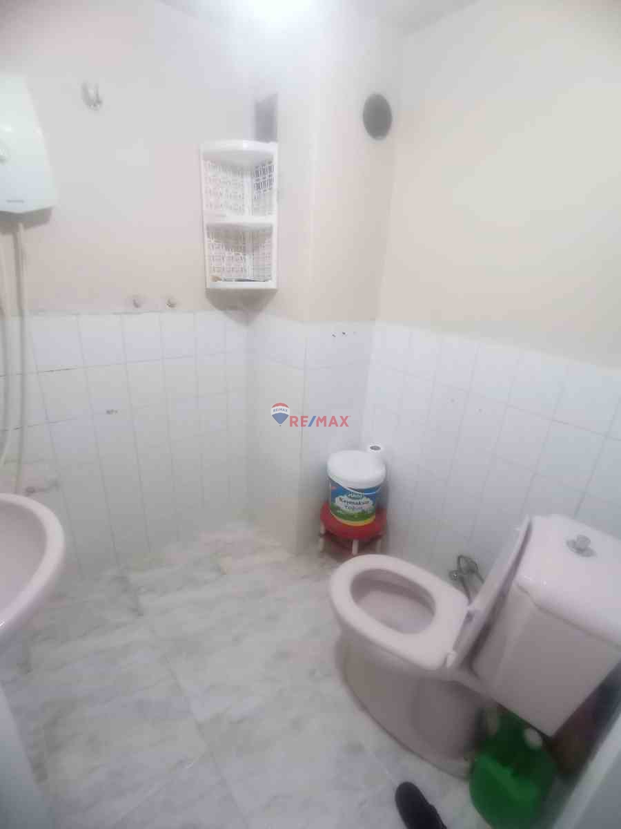 ESATPASA MAH FINANS MRERKEZE YAKIN ARA KAT SATLIKIK 2+1 SATLIK DAIRE