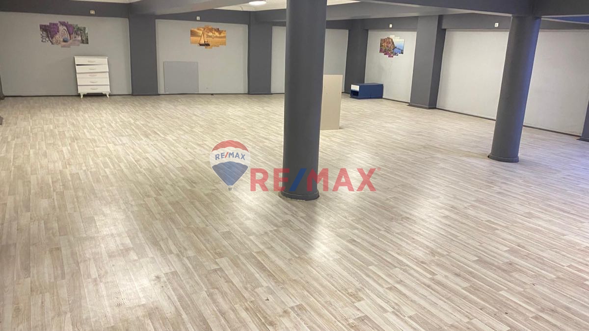 SARAYLAR MAH. 2000M2 KAPALI ALANLI BİNA