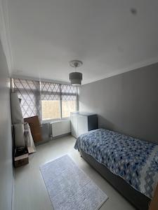 KARŞIYAKA ÇARŞI'DA 2+1 EŞYALI KIRALIK DAIRE