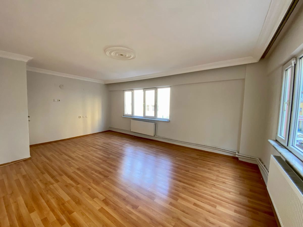 FOMARA MEYDANINA YÜRÜME MESAFESİ 2+1 KİRALIK